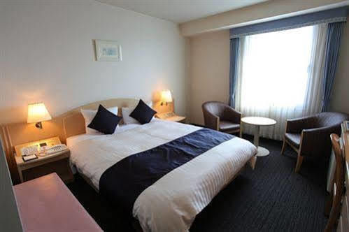 Hotel Verfort Hyuga Exteriör bild